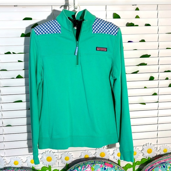 Vineyard Vines Tops - Vineyard Vines new without tags mint sweatshirt with blue and white gingham